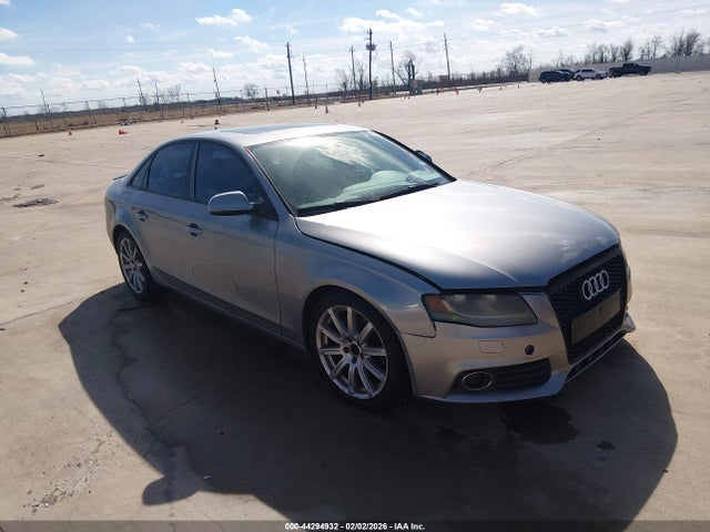 2010 AUDI A4 WAUAFAFL3AN062763 Photo 0