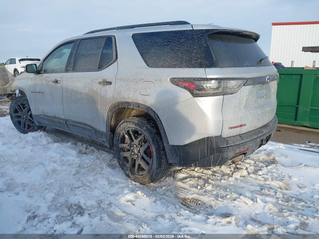 1GNEVJKW2JJ276116 Chevrolet Traverse Premier