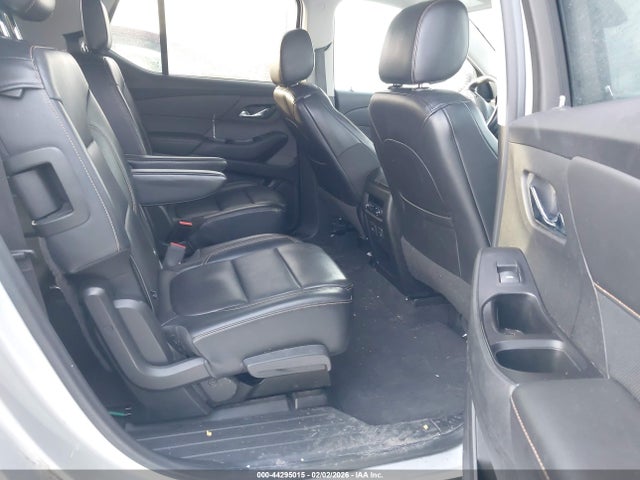 1GNEVJKW2JJ276116 Chevrolet Traverse Premier