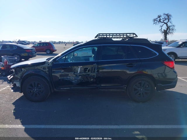 Subaru Outback 2.5i Premium 2019 4S4BSAFC7K3372636 Image 15