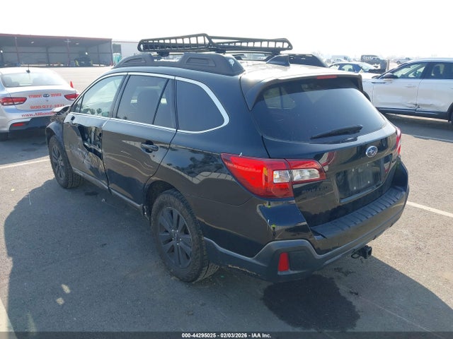 Subaru Outback 2.5i Premium 2019 4S4BSAFC7K3372636 Image 3