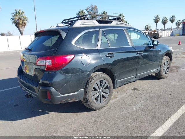 Subaru Outback 2.5i Premium 2019 4S4BSAFC7K3372636 Image 4