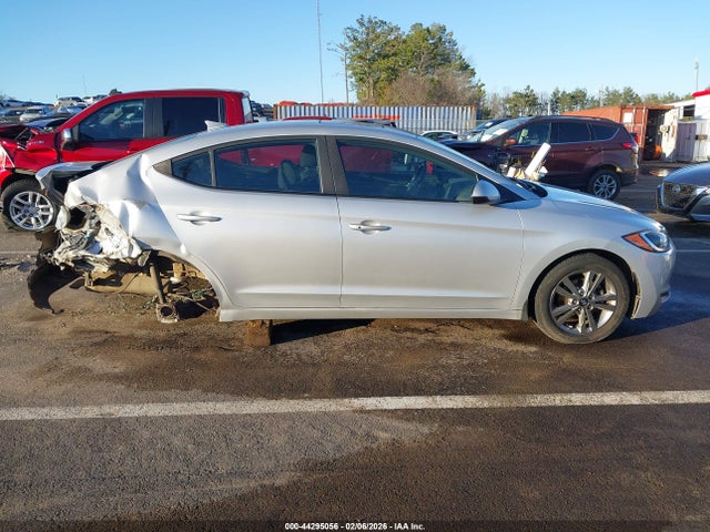 44295056 :رقم المزاد ، 5NPD84LF7JH337836 vin ، 2018 Hyundai Elantra Value Edition مزاد بيع