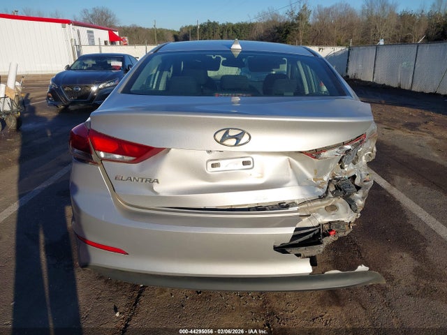 44295056 :رقم المزاد ، 5NPD84LF7JH337836 vin ، 2018 Hyundai Elantra Value Edition مزاد بيع