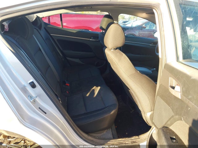 44295056 :رقم المزاد ، 5NPD84LF7JH337836 vin ، 2018 Hyundai Elantra Value Edition مزاد بيع