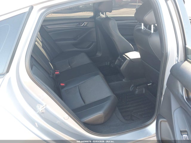 1HGCV1F32NA050018 Honda Accord Sport