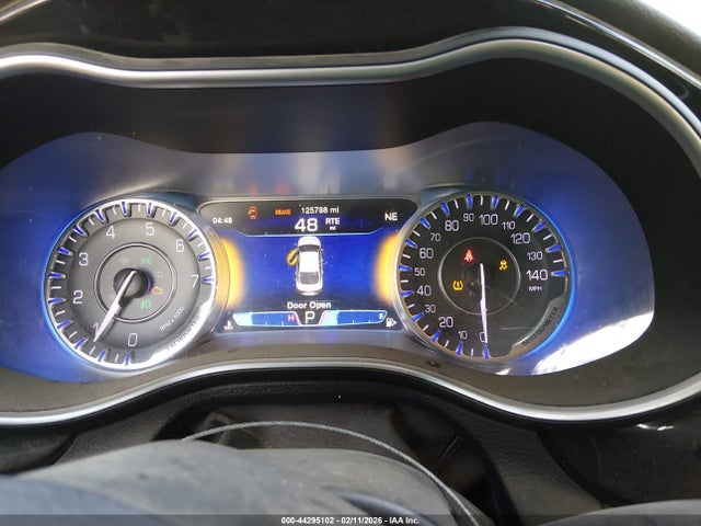 Aukcja sprzedaży 2015 Chrysler 200 C, vin: 1C3CCCEG5FN540147, numer aukcji: 44295102
