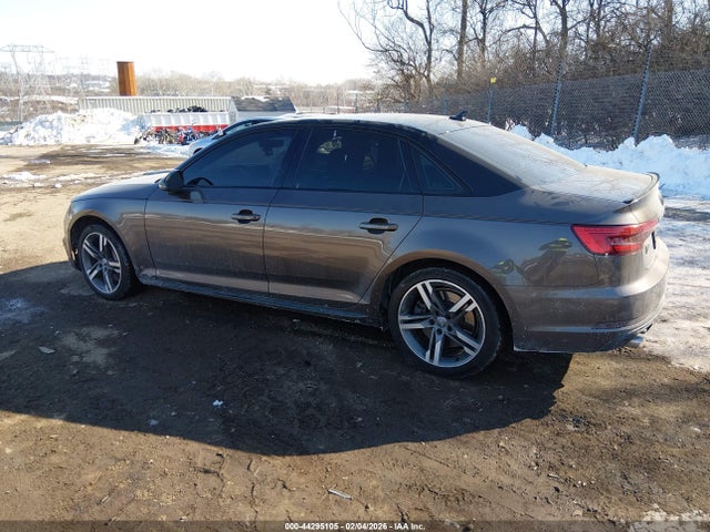 2017 AUDI A4 WAUENAF48HN015462 Photo 2
