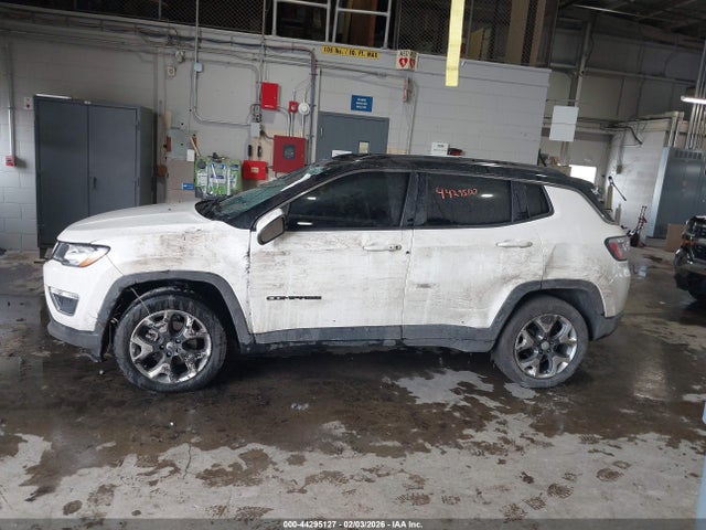 3C4NJDCB9LT204097 Jeep Compass Limited 4x4