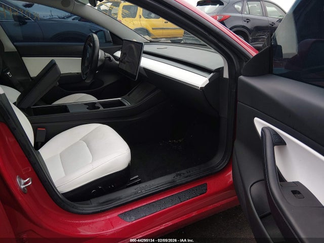 2021 TESLA MODEL 3 5YJ3E1EB3MF852848 Photo 4
