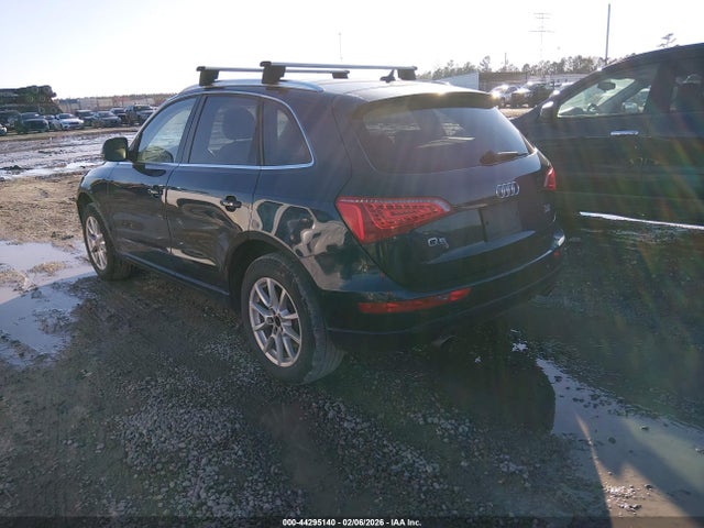 2010 AUDI Q5 WA1CKBFPXAA067394 Photo 2