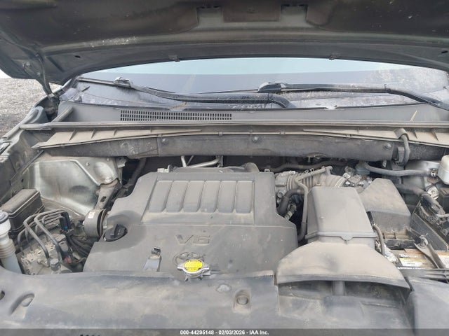 5TDBKRFH0FS156999 Toyota Highlander Le Plus V6