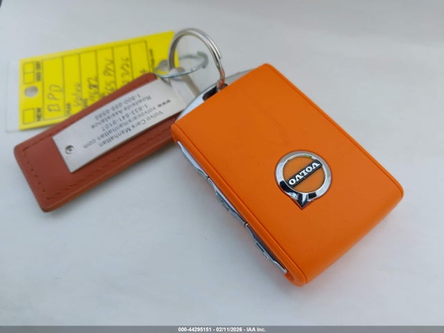 2022 VOLVO XC40 RECHARGE PURE ELECTRIC YV4ED3UR7N2749682 Photo 10