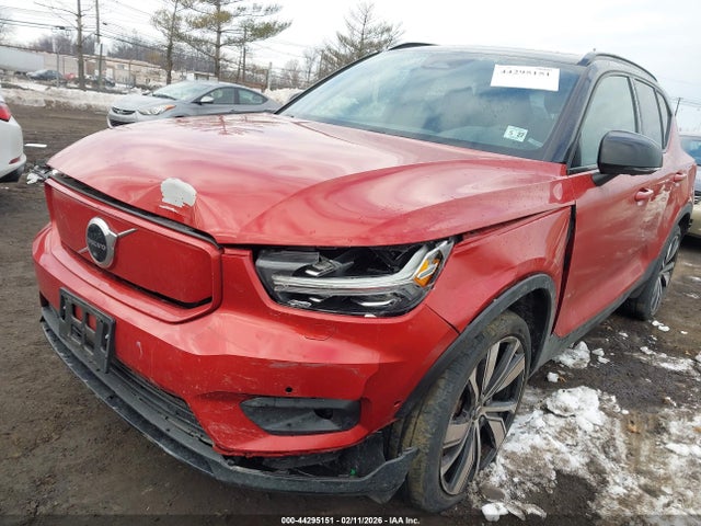 2022 VOLVO XC40 RECHARGE PURE ELECTRIC YV4ED3UR7N2749682 Photo 5