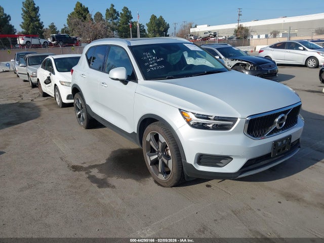 2020 VOLVO XC40 YV4162UK0L2181231
