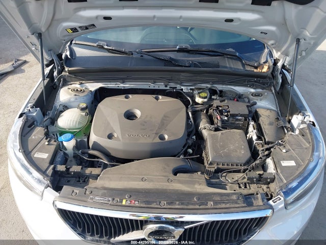 2020 VOLVO XC40 YV4162UK0L2181231 Photo 9