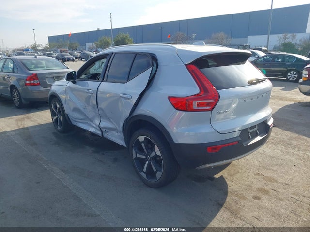 2020 VOLVO XC40 YV4162UK0L2181231 Photo 2