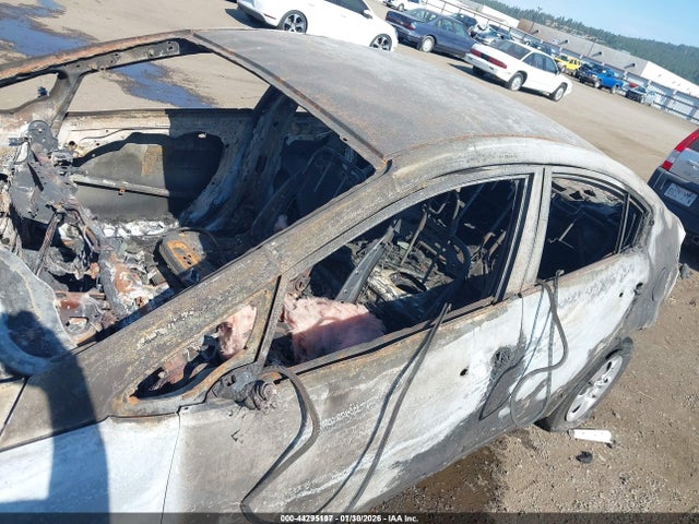 KNAFK4A68G5554525 KIA FORTE LX