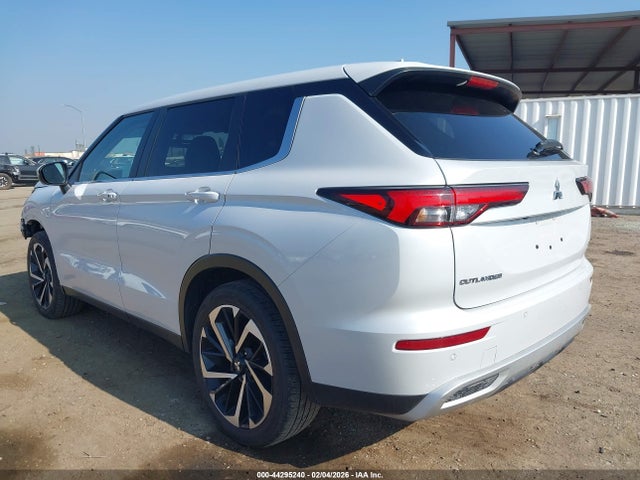 2024 MITSUBISHI OUTLANDER JA4J3VA87RZ011013 Photo 2