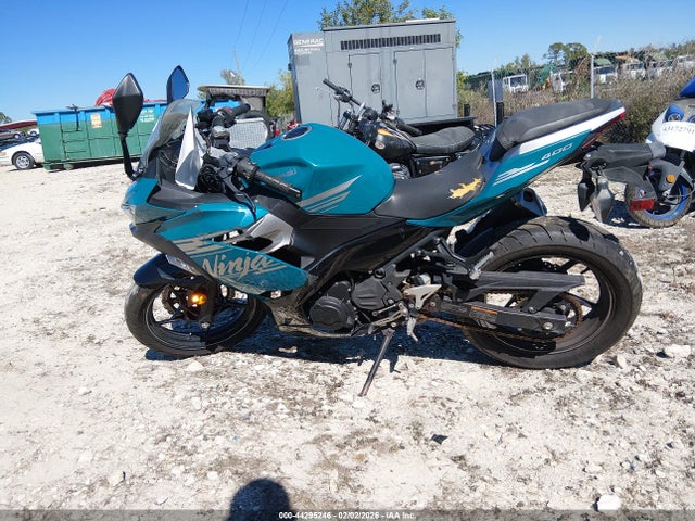 Kawasaki EX400 2021 JKAEXKH1XMDAA6793 Image 13