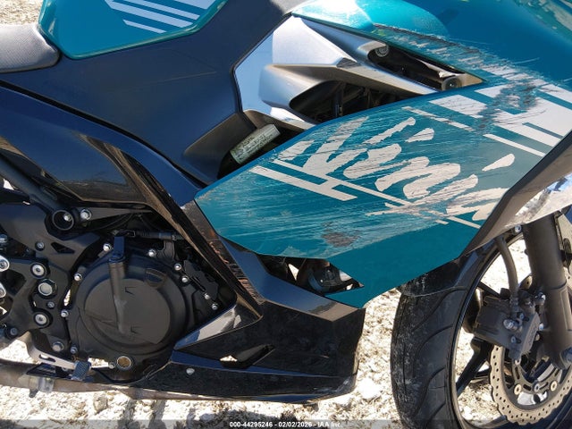 Kawasaki EX400 2021 JKAEXKH1XMDAA6793 Image 8