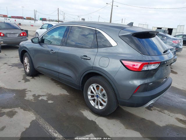1FMCU9G66NUB30750 Ford ESCAPE SE