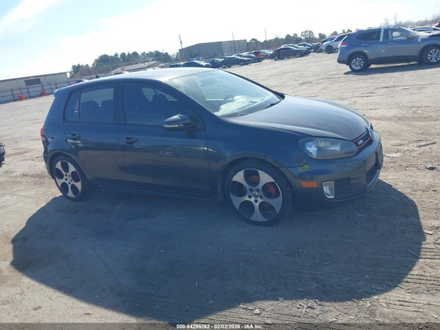 2013 Volkswagen Gti 4-door მანქანა იყიდება აუქციონზე, vin: WVWGV7AJ3DW001520, აუქციონის ნომერი: 44295262