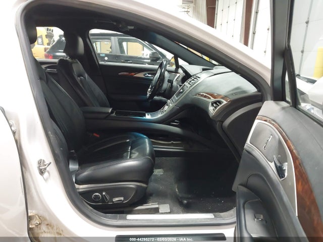 2017 LINCOLN MKZ 3LN6L5F96HR613459 Photo 4