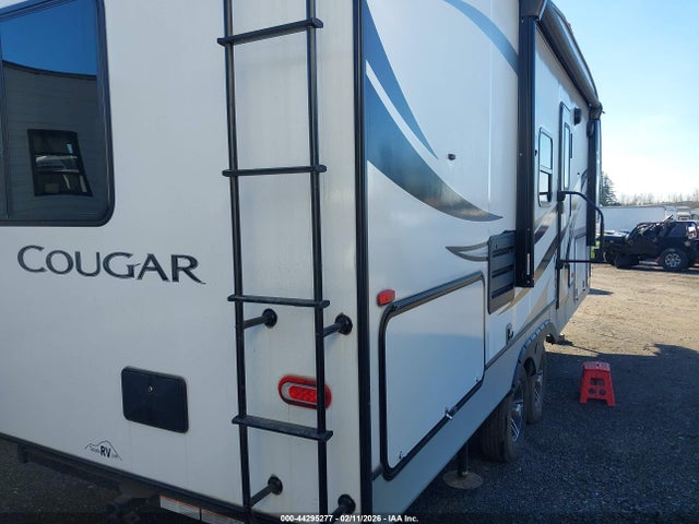 4YDF25R25MV502286 Keystone Other
