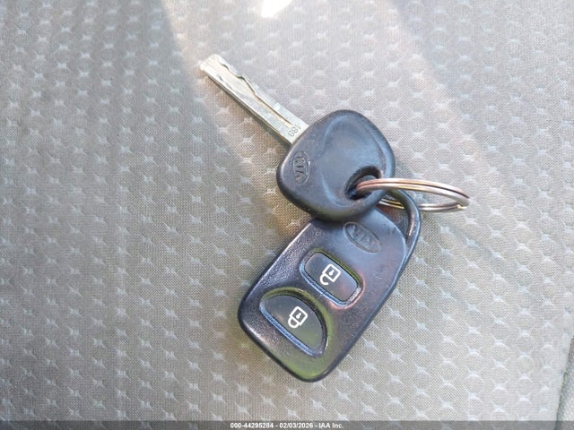 Продаж на аукціоні авто 2011 Kia Sorento Lx, vin: 5XYKT4A12BG143592, номер лоту: 44295284