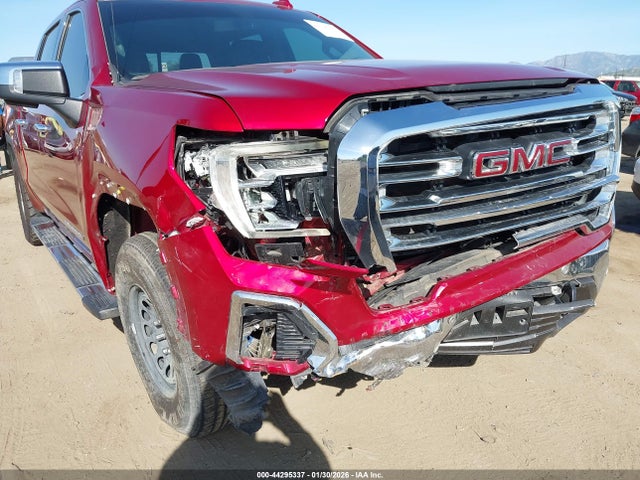 3GTU9DED7NG114834 GMC Sierra 1500 Limited 4wd Short Box Slt