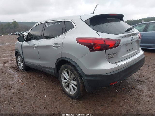 2018 NISSAN ROGUE SPORT JN1BJ1CPXJW190816 Photo 2