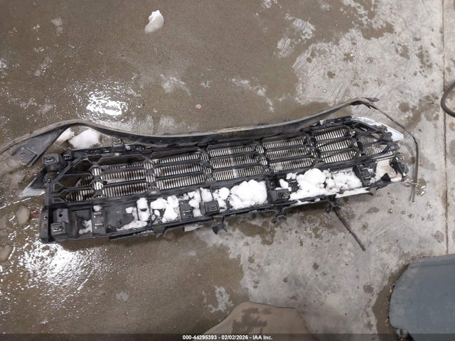 3GCUKREH9JG405608 Chevrolet Silverado 1500 1lt