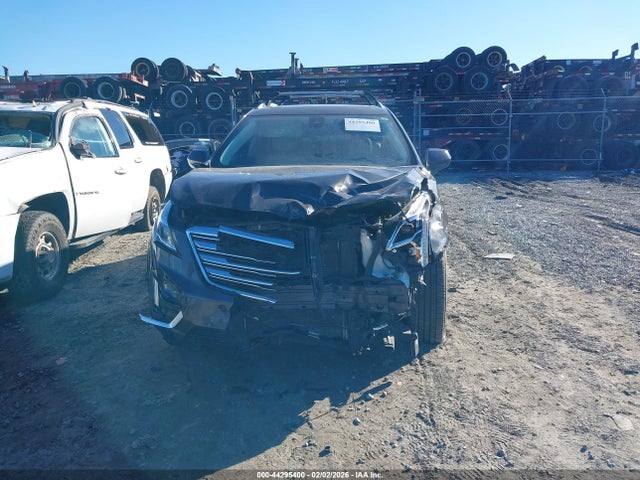 1GYKNCRS5HZ291998 Cadillac Xt5 Premium Luxury