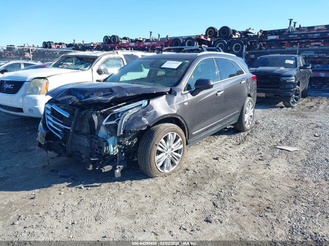 2017 CADILLAC XT5 1GYKNCRS5HZ291998 Photo 1