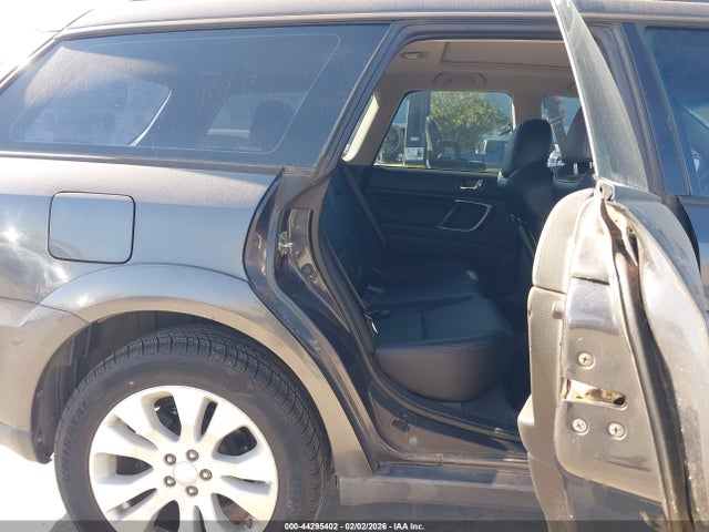 2008 Subaru Outback 2.5xt Limited მანქანა იყიდება აუქციონზე, vin: 4S4BP63C086303913, აუქციონის ნომერი: 44295402
