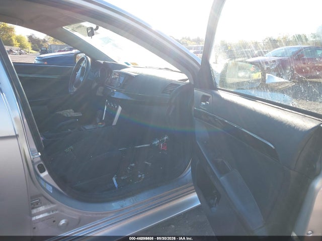 44295408 :رقم المزاد ، JA32U2FUXGU005629 vin ، 2016 Mitsubishi Lancer Es مزاد بيع