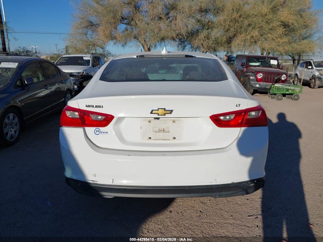 1G1ZD5ST1JF174683 Chevrolet MALIBU LT