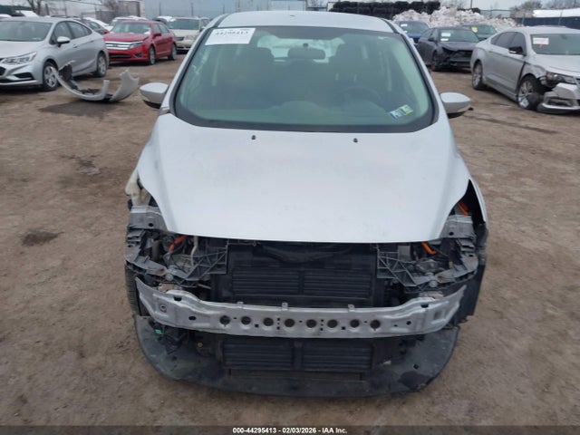 1FADP5EU9HL108669 Ford C-max Energi Se