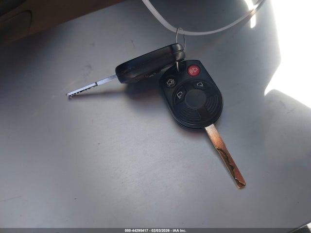 1FMCU9G93FUC25729 Ford ESCAPE SE