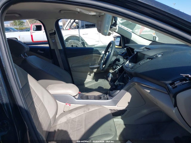 1FMCU9G93FUC25729 Ford ESCAPE SE