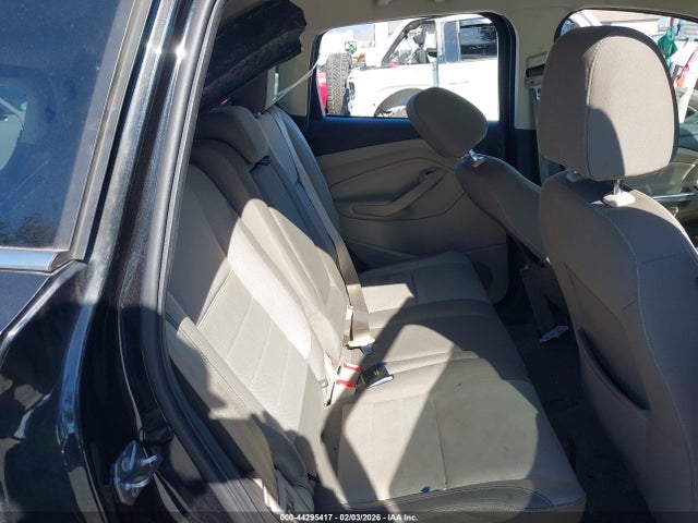 1FMCU9G93FUC25729 Ford ESCAPE SE