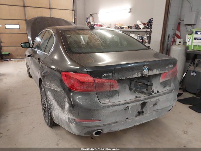 2017 BMW 530I WBAJA7C30HG907234 Photo 2