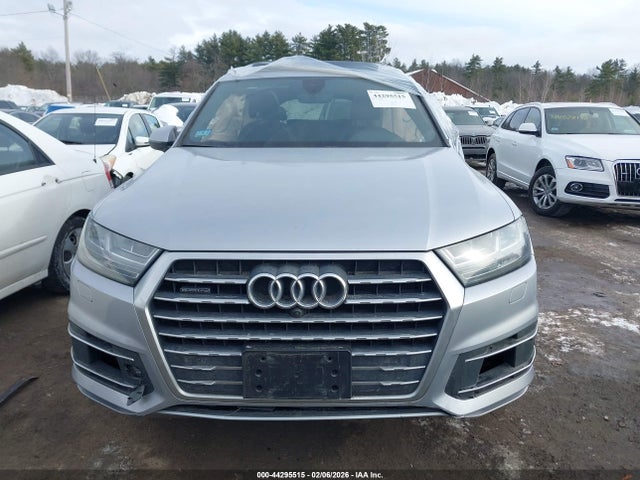 WA1LAAF71JD041813 Audi Q7 3.0t Premium
