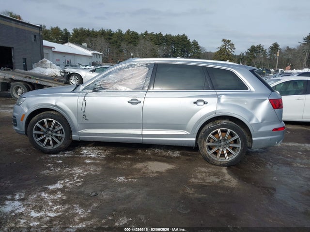 WA1LAAF71JD041813 Audi Q7 3.0t Premium