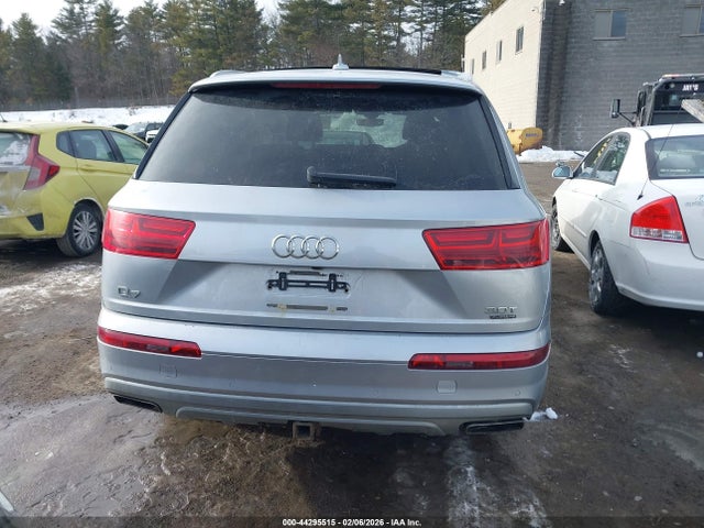 WA1LAAF71JD041813 Audi Q7 3.0t Premium