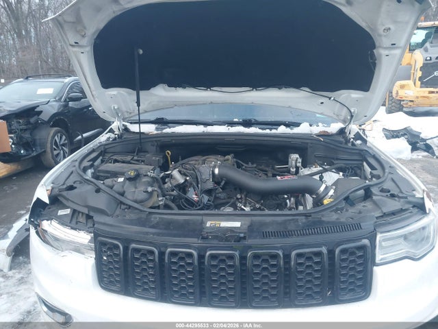 44295533 :رقم المزاد ، 1C4RJFCGXKC551991 vin ، 2019 Jeep Grand Cherokee Overland 4x4 مزاد بيع
