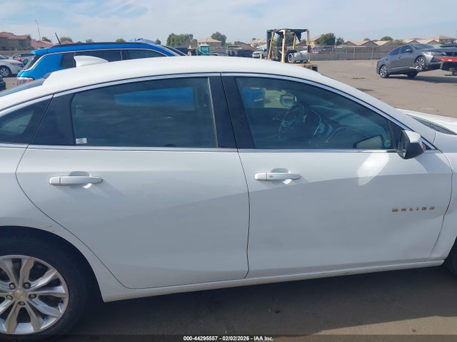 1G1ZD5ST0LF033803 Chevrolet Malibu Fwd Lt