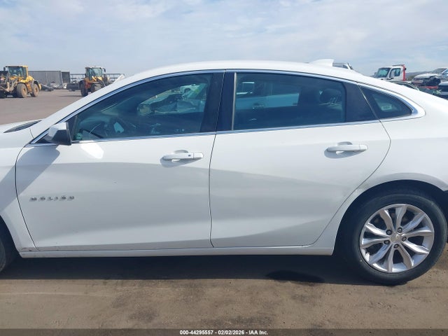1G1ZD5ST0LF033803 Chevrolet Malibu Fwd Lt