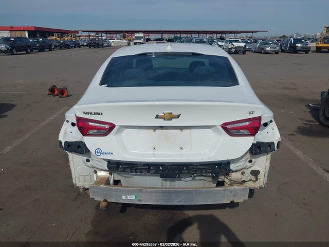 1G1ZD5ST0LF033803 Chevrolet Malibu Fwd Lt